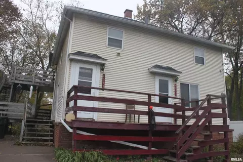 4012 Eastern Ave, Davenport, IA 52807
