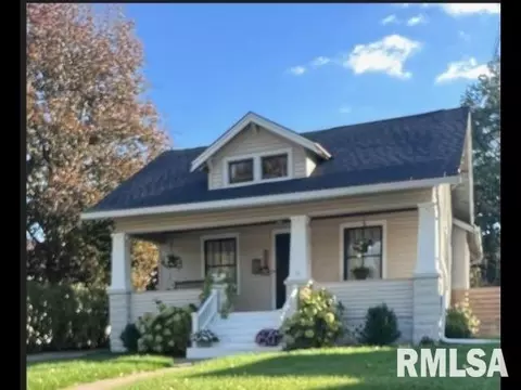 722 Leroy St, Muscatine, IA 52761