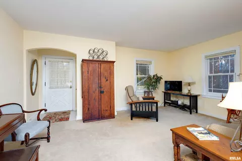 2811 24th Ave, Moline, IL 61265 photo 3