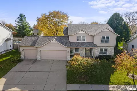 3281 48th Ave, Bettendorf, IA 52722