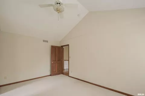 7710 35th Ave, Moline, IL 61265 photo 19