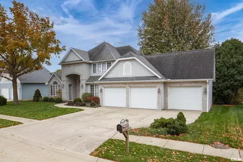 7710 35th Ave, Moline, IL 61265 photo 2