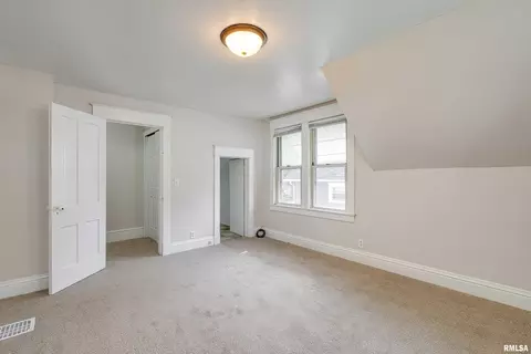1813 12th St, Moline, IL 61265 photo 20