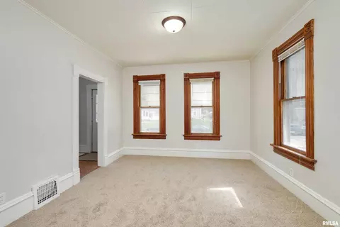 1813 12th St, Moline, IL 61265 photo 10