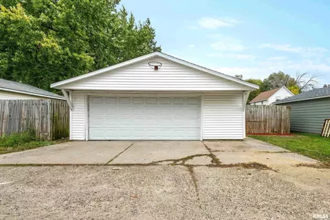 1813 12th St, Moline, IL 61265 photo 5