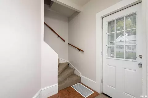 1813 12th St, Moline, IL 61265 photo 13