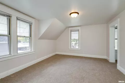 1813 12th St, Moline, IL 61265 photo 18