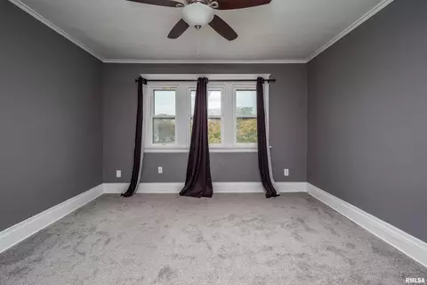 403 39th St, Moline, IL 61265 photo 20