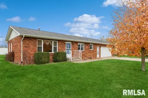 11114 Ridgewood Rd, Milan, IL 61264