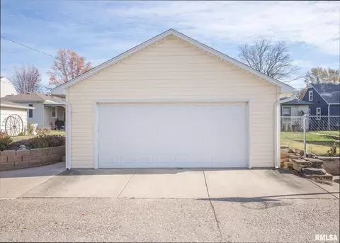 2629 8th St, Moline, IL 61265 photo 42