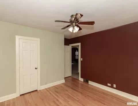 2629 8th St, Moline, IL 61265 photo 15