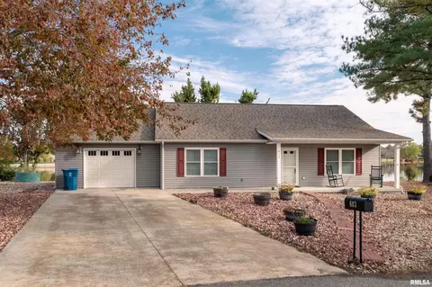603 Lake Ct, Marion, IL 62959