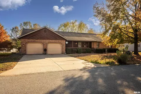508 Whippoorwill Ln, Marion, IL 62959
