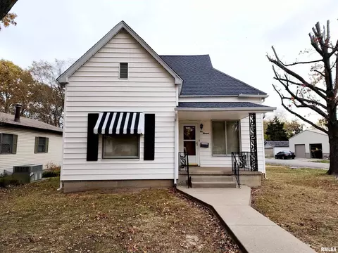 500 N 19th St, Herrin, IL 62948