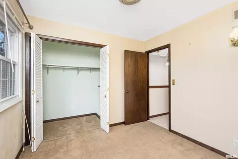 2804 36th St, Moline, IL 61265 photo 22