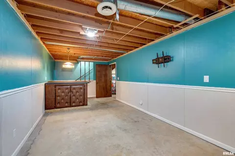 2804 36th St, Moline, IL 61265 photo 26