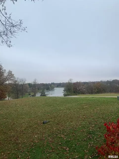 lot18 Fyre Lake Dr, Sherrard, IL 61281