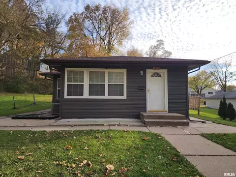 1236 24th Ave, Rock Island, IL 61201
