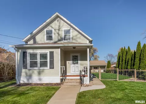 1815 18th Ave #A, Moline, IL 61265