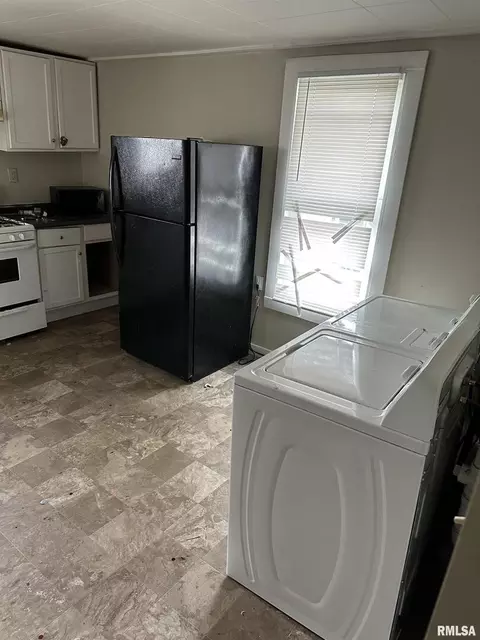 138 140 4th Ave, Moline, IL 61265 photo 7
