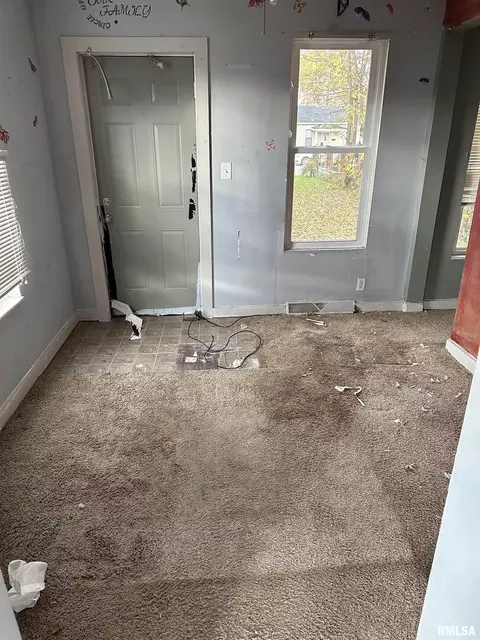 138 140 4th Ave, Moline, IL 61265 photo 13