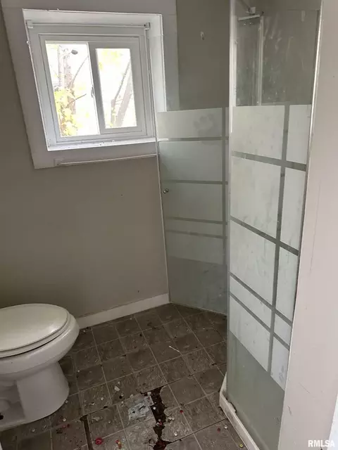138 140 4th Ave, Moline, IL 61265 photo 9