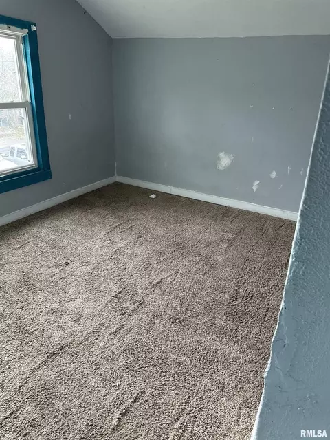 138 140 4th Ave, Moline, IL 61265 photo 18