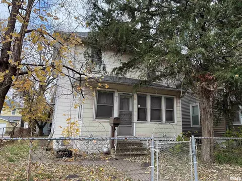 1429 18th Ave, East Moline, IL 61244
