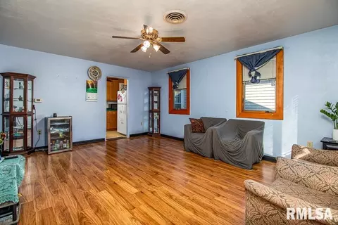 3705 14th Ave, Moline, IL 61265 photo 7