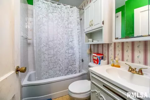 3705 14th Ave, Moline, IL 61265 photo 16