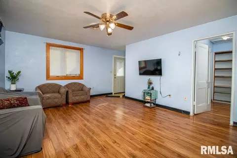 3705 14th Ave, Moline, IL 61265 photo 8