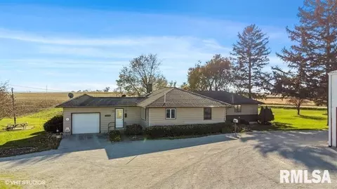 2055 350th Ave, Goose Lake, IA 52750