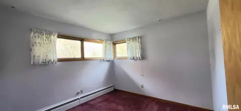 306 E Summit St, Wilton, IA 52778 photo 9