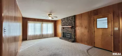 306 E Summit St, Wilton, IA 52778 photo 5