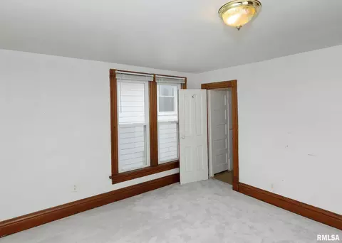 140 13th St, Silvis, IL 61282 photo 20