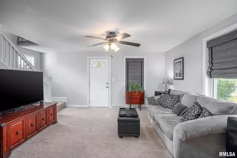 1833 20th Ave, Moline, IL 61265 photo 5