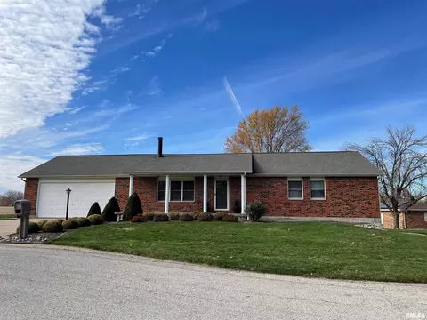 3834 Sequoia Dr, Quincy, IL 62305