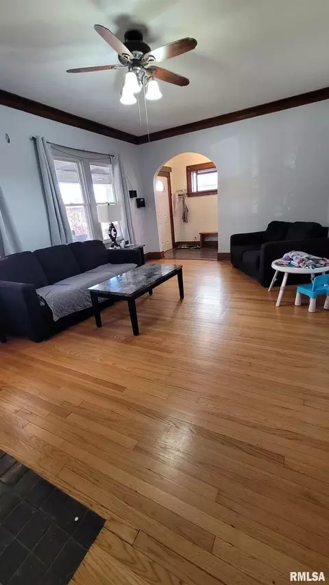2114 12th St, Moline, IL 61265 photo 13