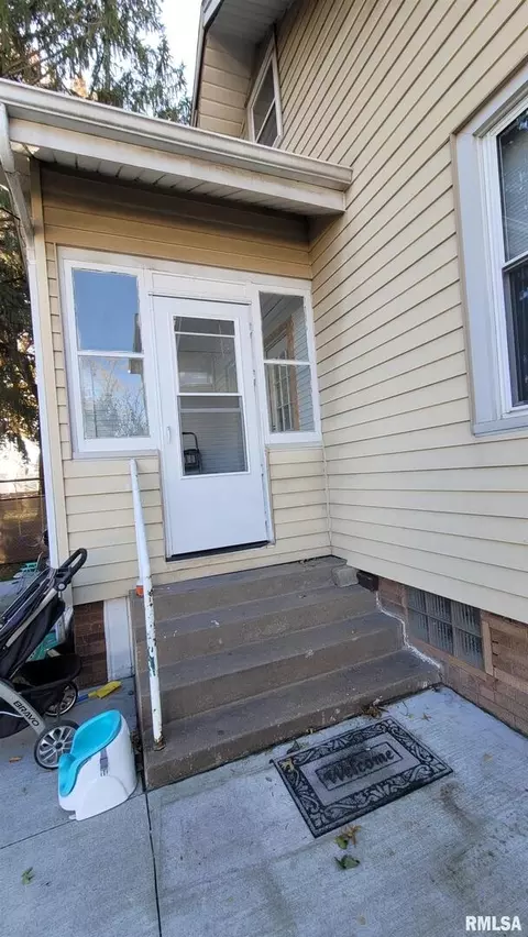 2114 12th St, Moline, IL 61265 photo 41