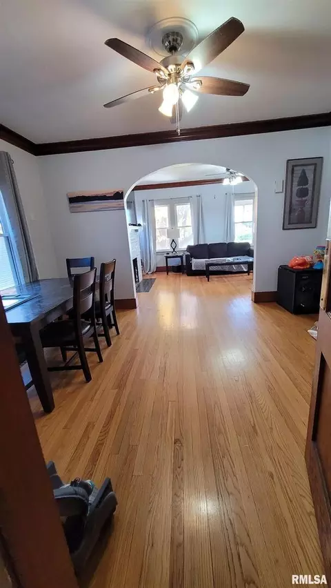 2114 12th St, Moline, IL 61265 photo 19
