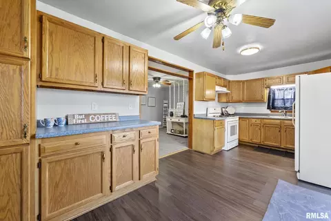 1811 18th St #A, Moline, IL 61265 photo 6
