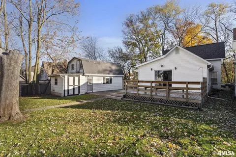 1811 18th St #A, Moline, IL 61265 photo 3