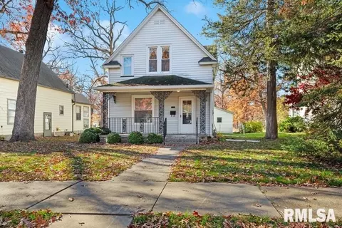 3217 Park 16th St, Moline, IL 61265