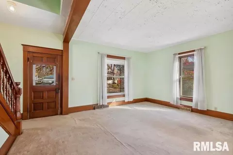 3217 Park 16th St, Moline, IL 61265 photo 7