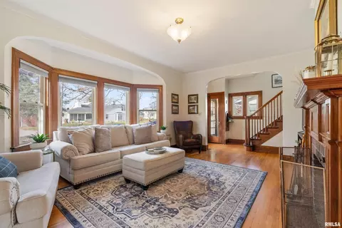 1314 29th St, Moline, IL 61265 photo 5