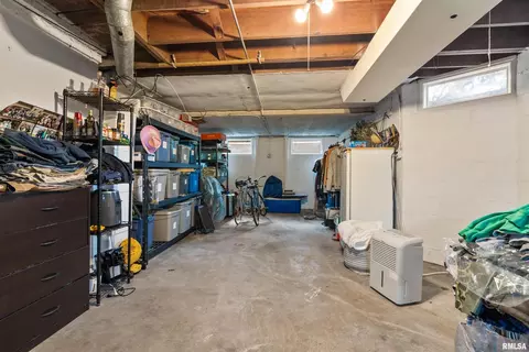1314 29th St, Moline, IL 61265 photo 17