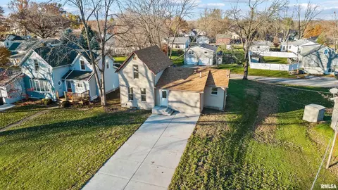 511 13th Ave #A, Orion, IL 61273 photo 3