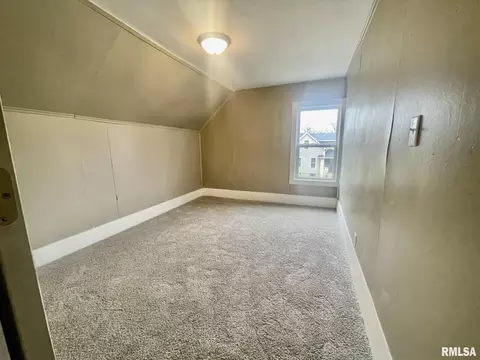 203 Eustis St, Kewanee, IL 61443 photo 12