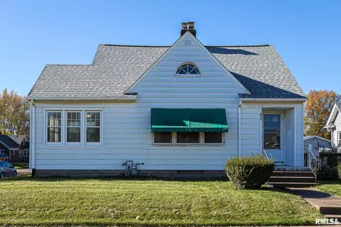 632 S Clark St, Davenport, IA 52802