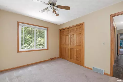 3518 39th St, Moline, IL 61265 photo 15
